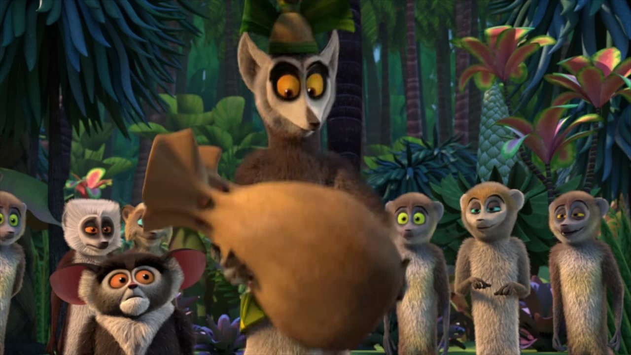 All Hail King Julien - Season 3 Episode 10 : Get Off My Lawn