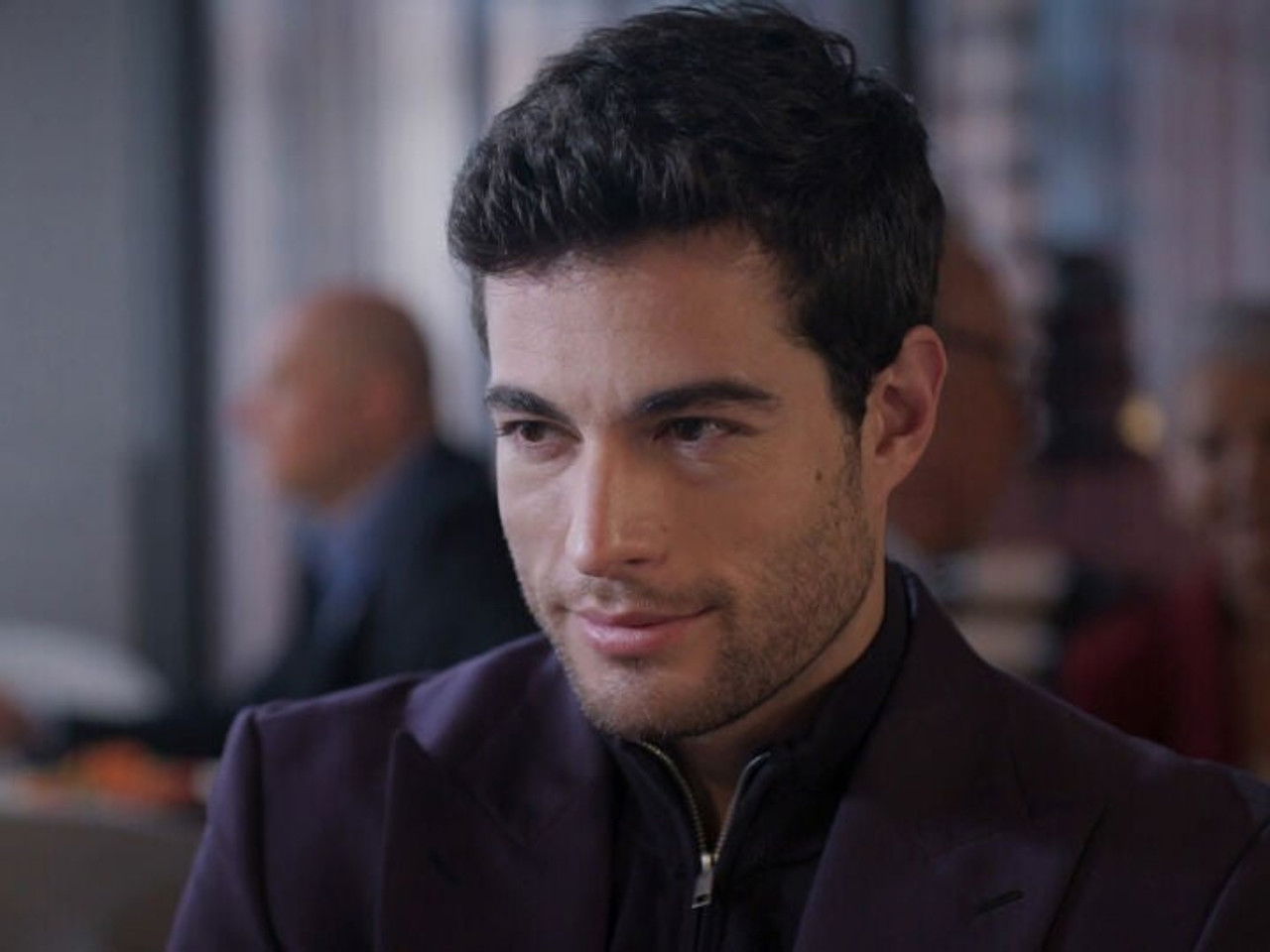 Velvet, El Nuevo Imperio — Épisode 57