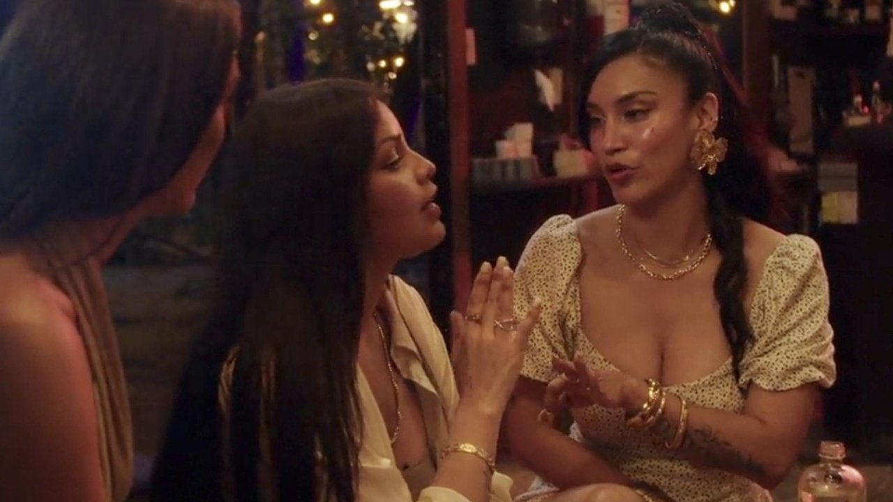 90 Day: Hunt For Love backdrop