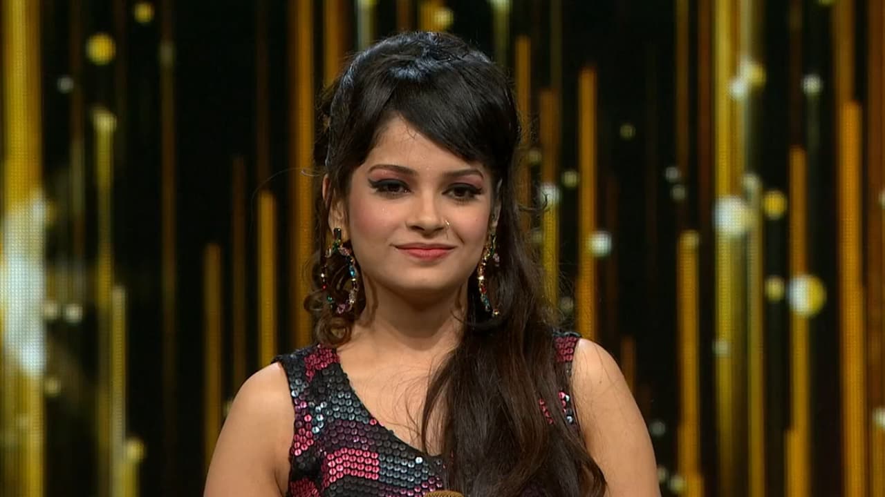 Indian Idol - Season 13 Episode 44 : Dharmendra Mumtaz Classics