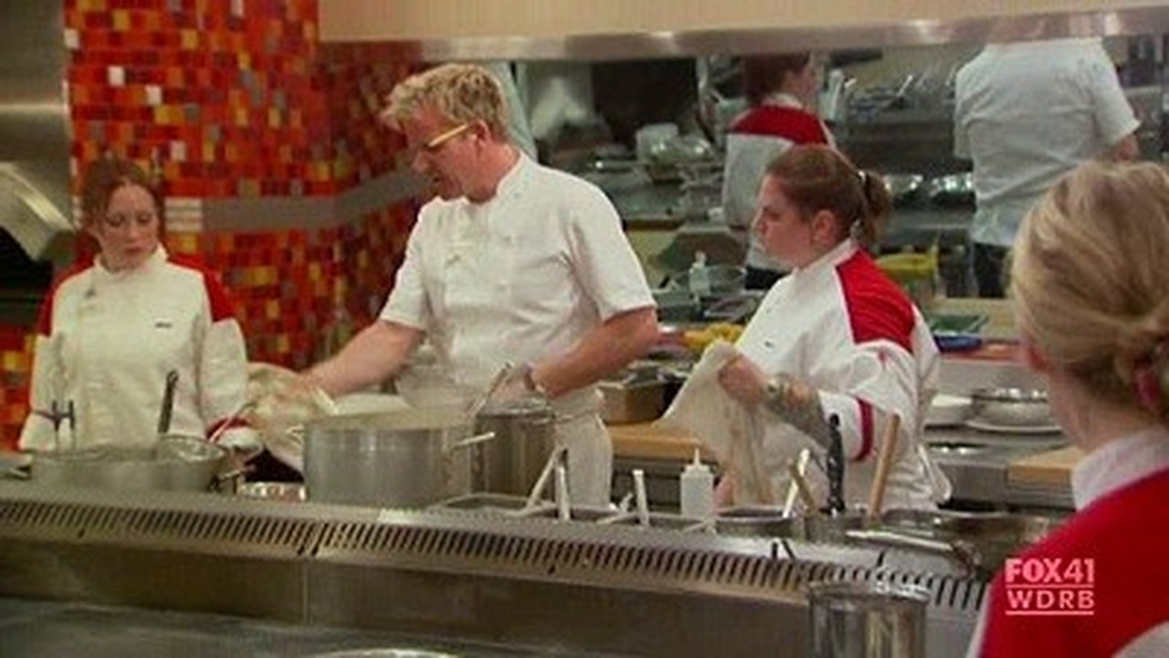 Hell's Kitchen - Season 8 Episode 9 : 8 Chefs Compete