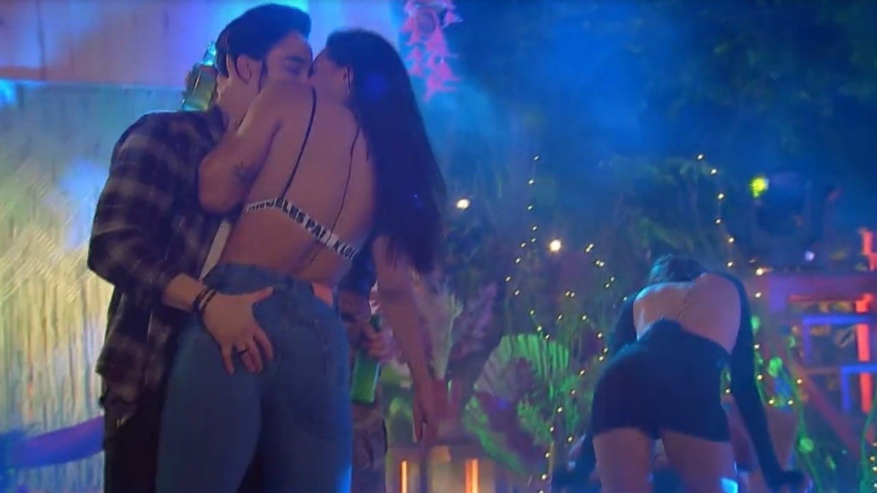 Túnel do Amor - Season 1 Episode 5 : Episode 5