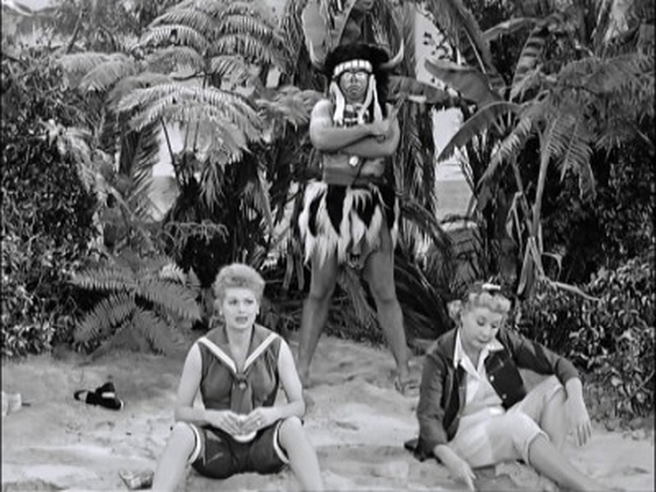 I Love Lucy - Season 6 Episode 8 : Desert Island