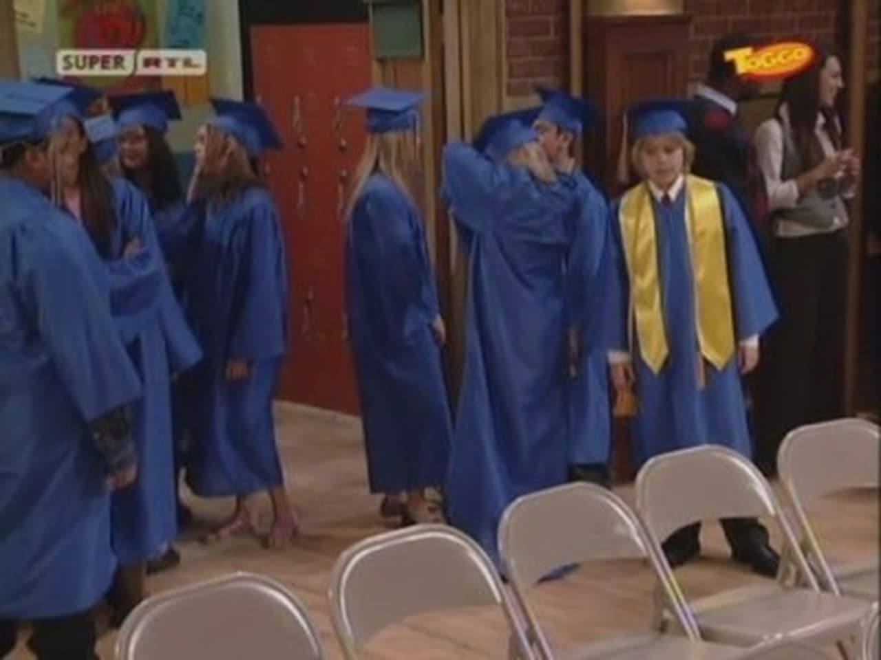The Suite Life of Zack & Cody - Season 3 Episode 1 : Graduation