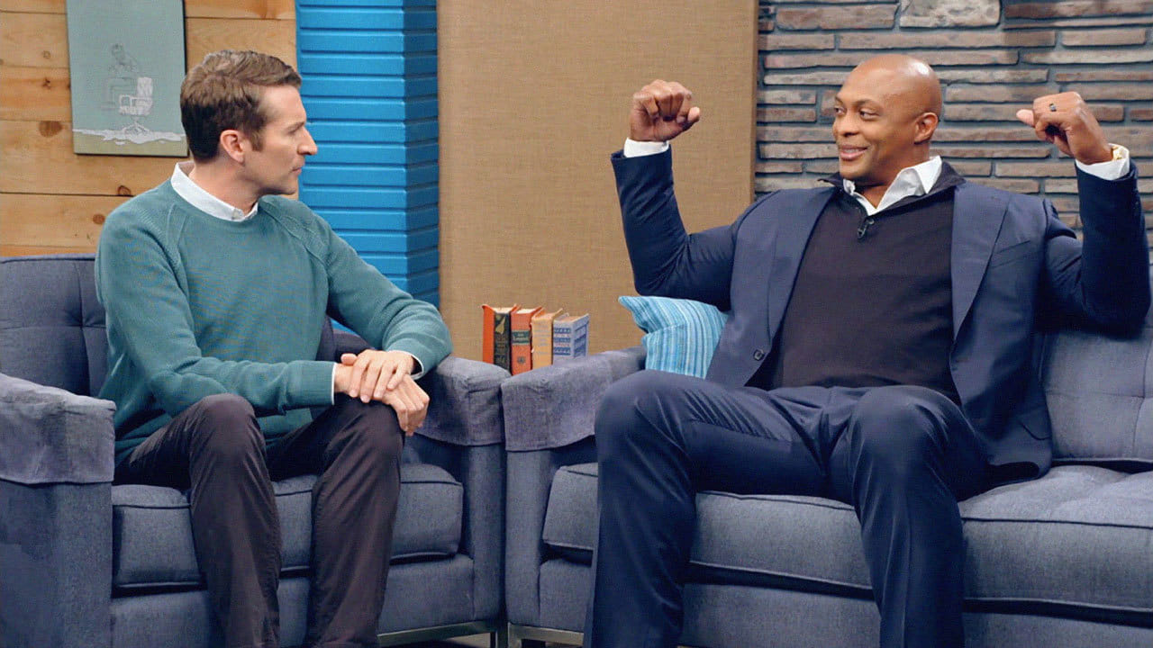 Comedy Bang! Bang! - Season 4 Episode 4 : Eddie George Wears a Navy Suit and Half-Zip Pullover