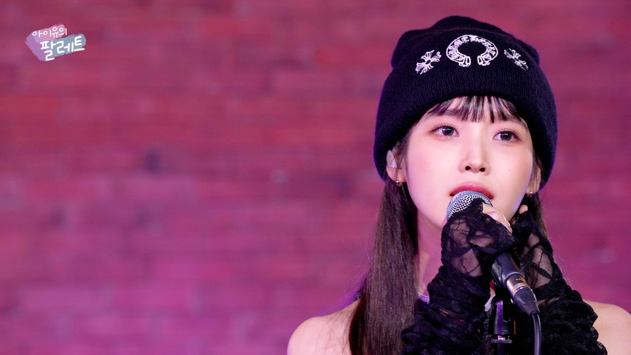 ‘Four times around the sun’ IU Live Clip (With NELL)
