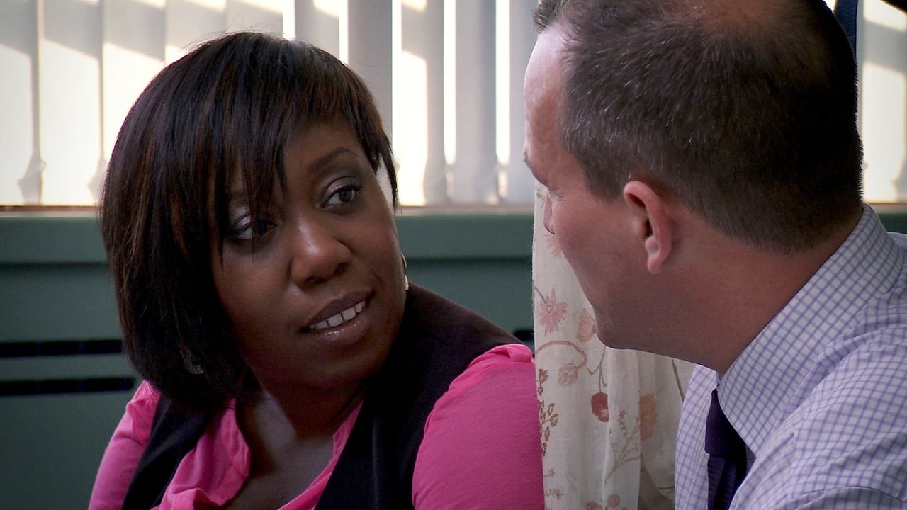 Holby City - Season 16 Episode 43 : Affair of the Mind