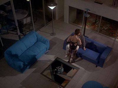 Miami Vice - Season 4 Episode 10 : Love at First Sight