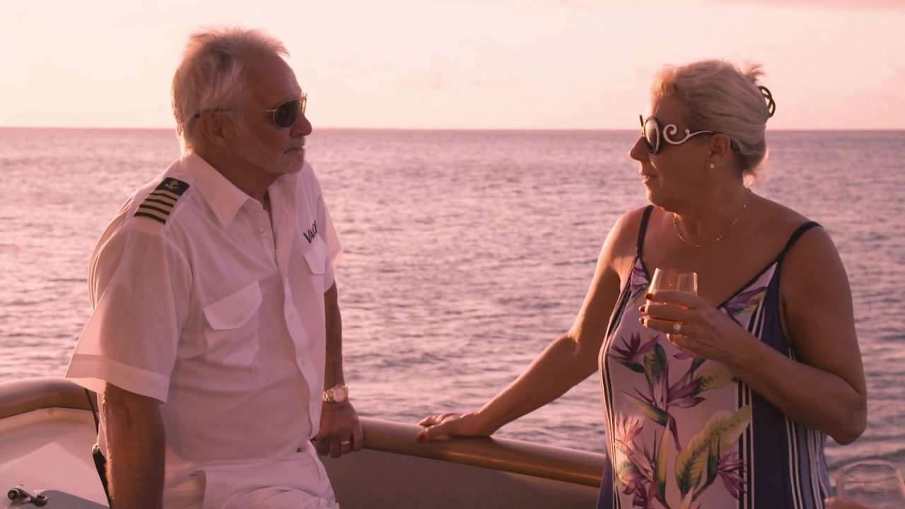 Below Deck - Season 5 Episode 12 : 55 and Lovin' It