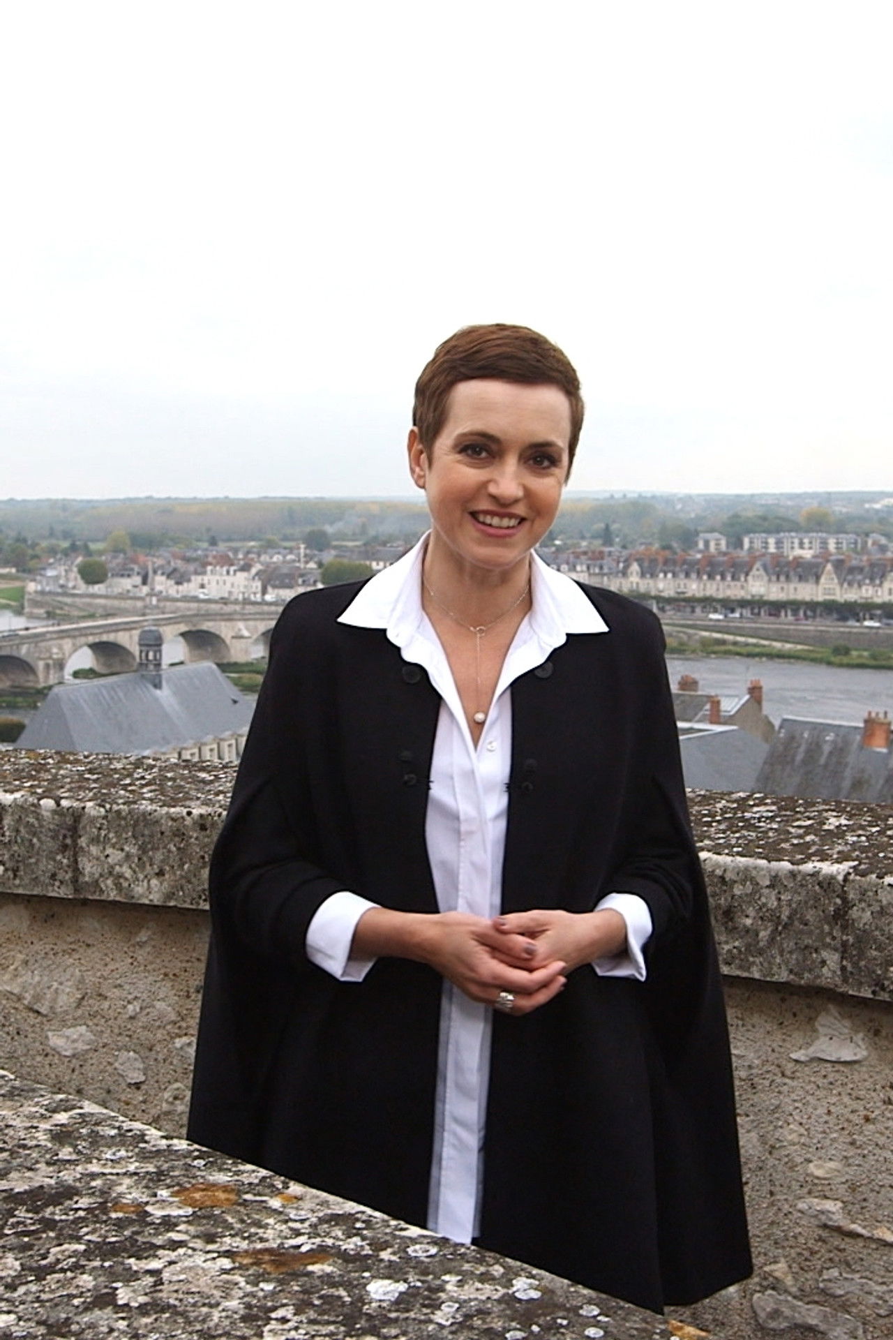 Thesaret e.. backdrop