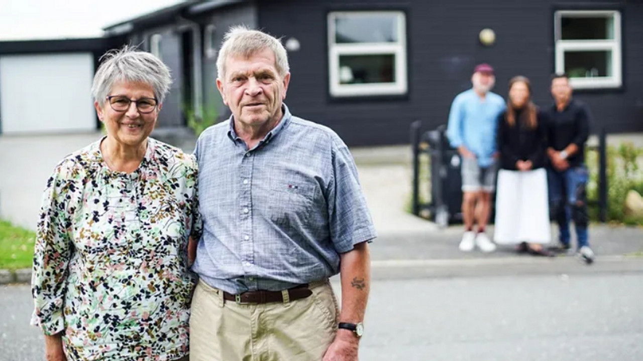 I Hus til Halsen — Épisode 4