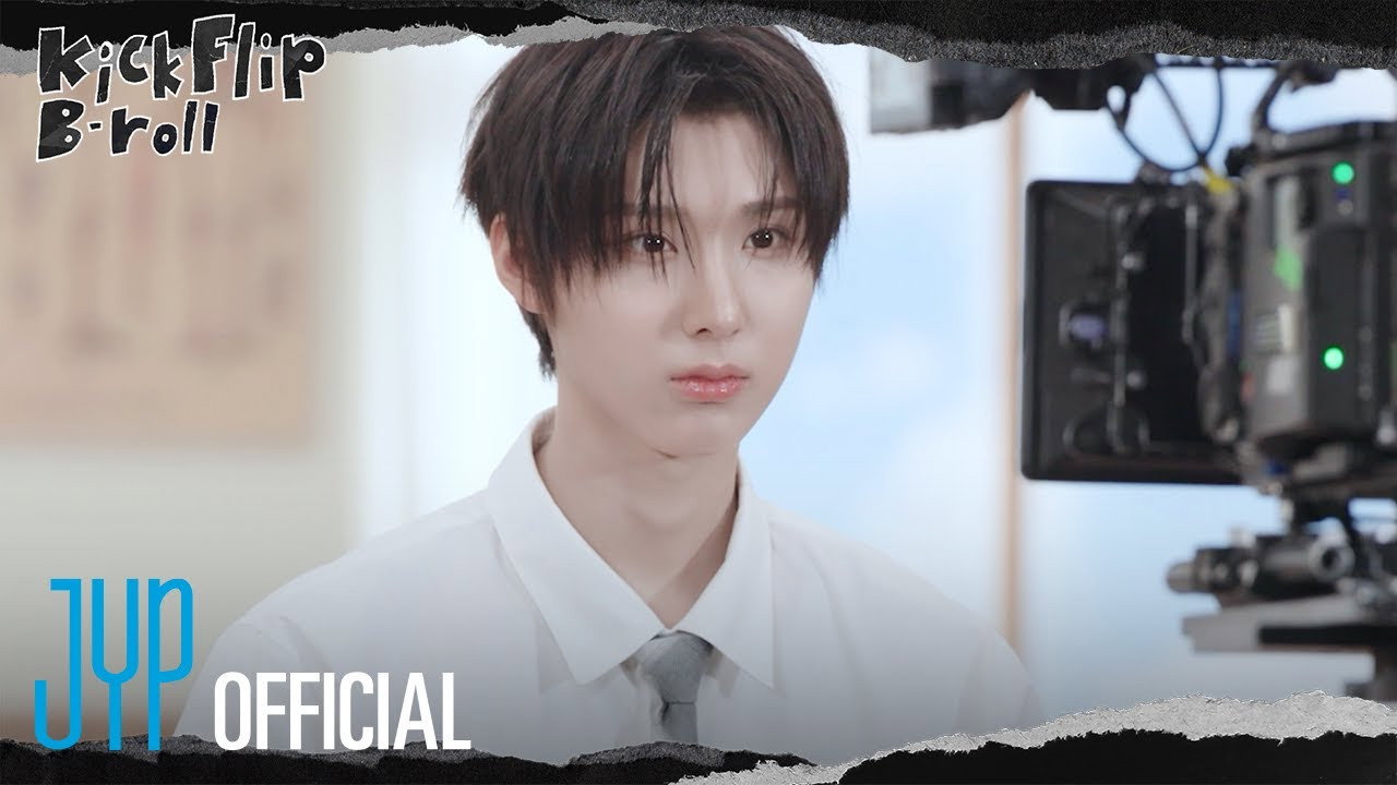 "FREEZE" M/V Behind