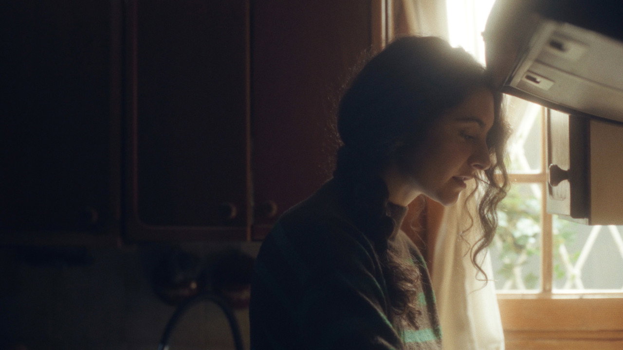 Azul still 3