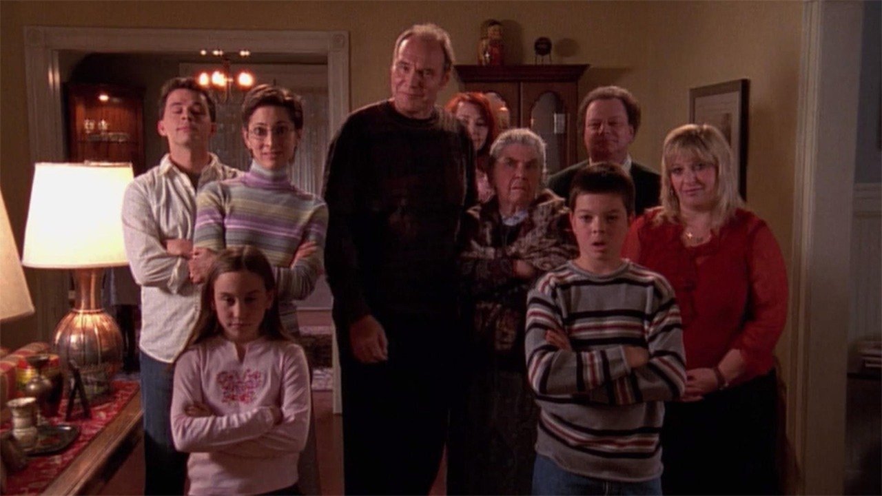 Malcolm in the Middle - Season 5 Episode 14 : Malcolm Dates a Family