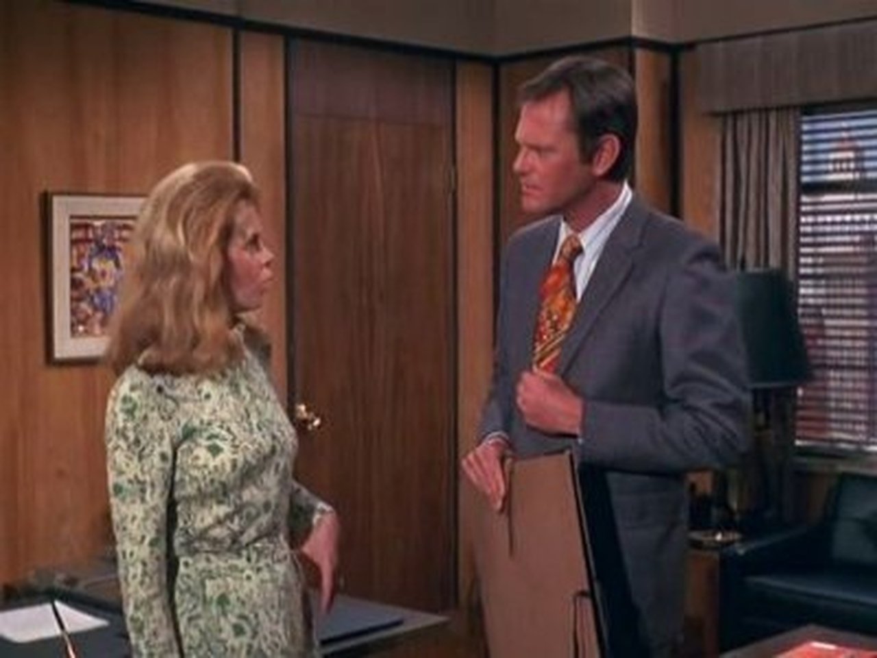 Bewitched - Season 7 Episode 20 : This Little Piggie