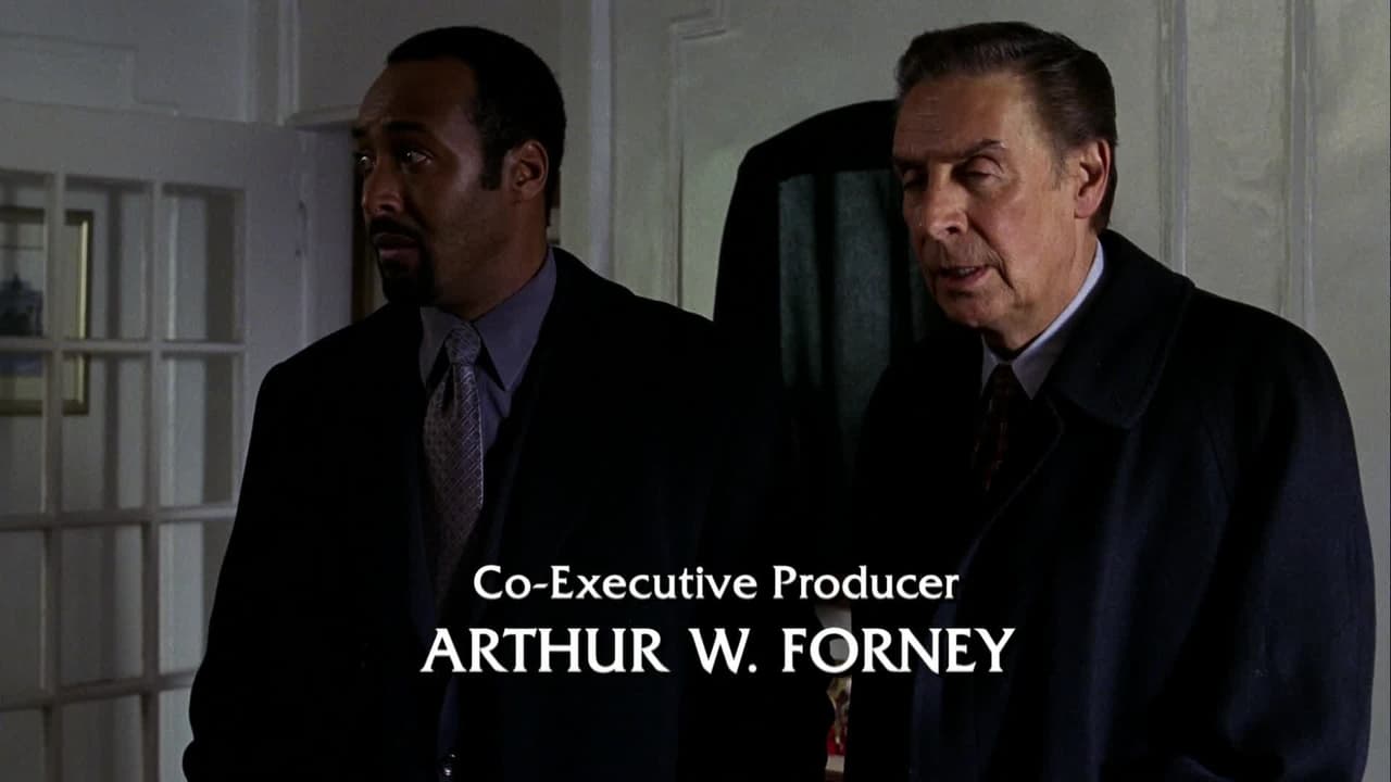 Law & Order - Season 13 Episode 21 : House Calls