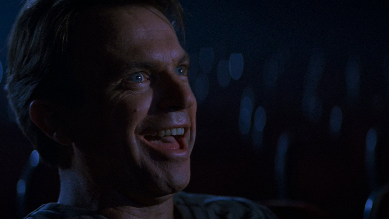 In the Mouth of Madness background 34