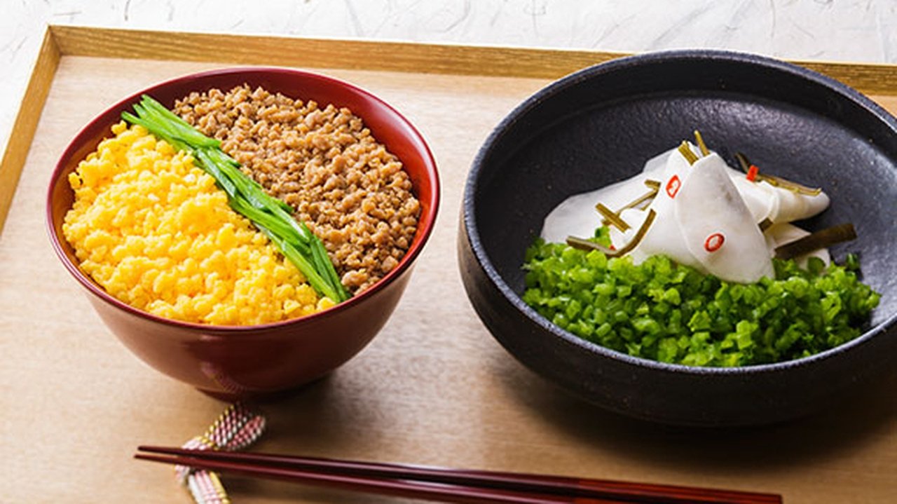 Dining with the Chef - Season 5 Episode 3 : Authentic Japanese Cooking: Three Color Rice Bowl