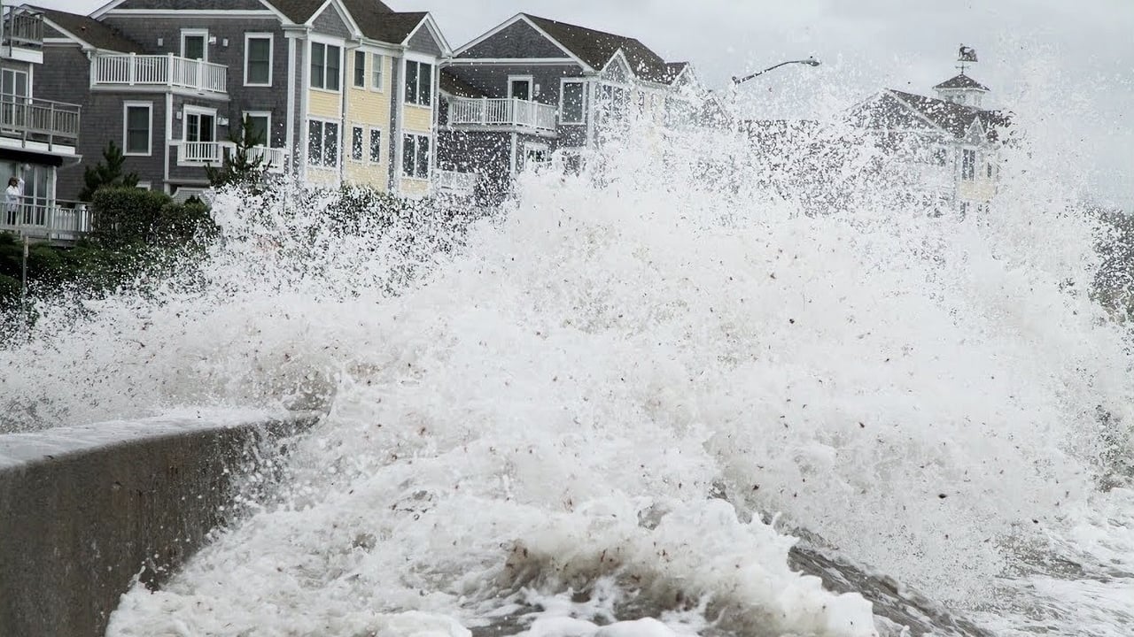 Tsunamis, une menace planétaire background