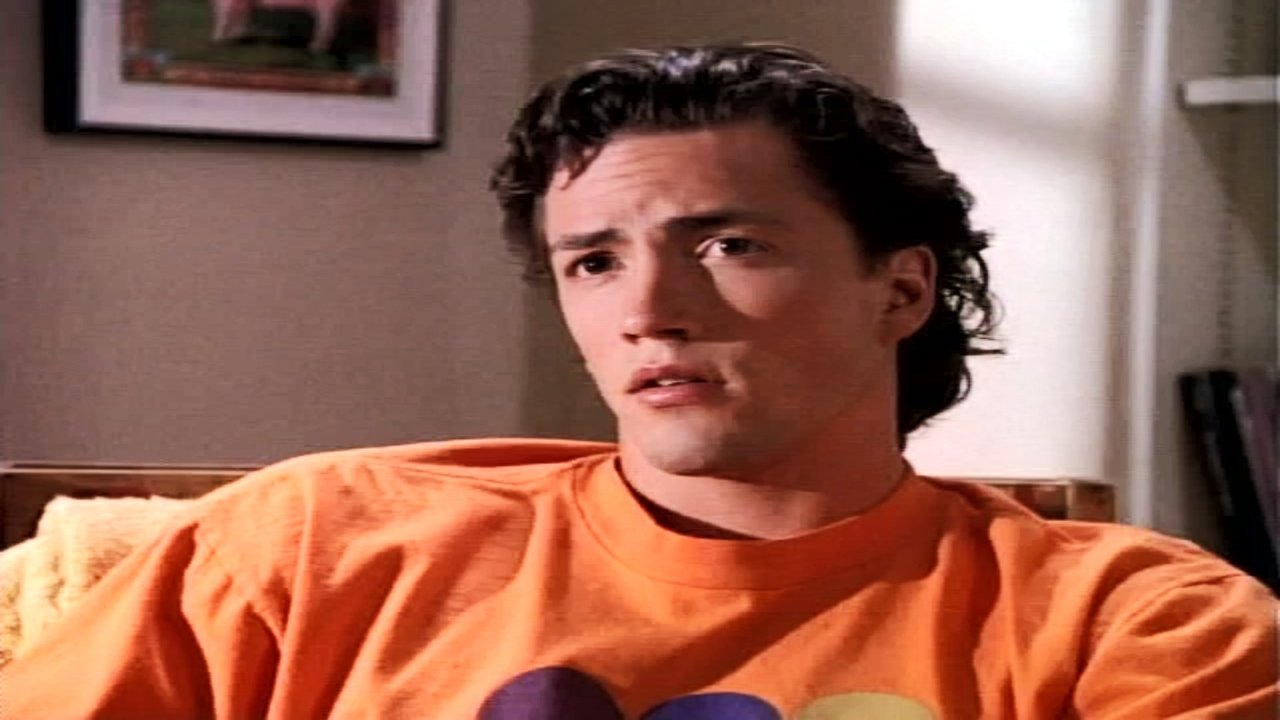 Melrose Place - Season 1 Episode 14 : Drawing the Line