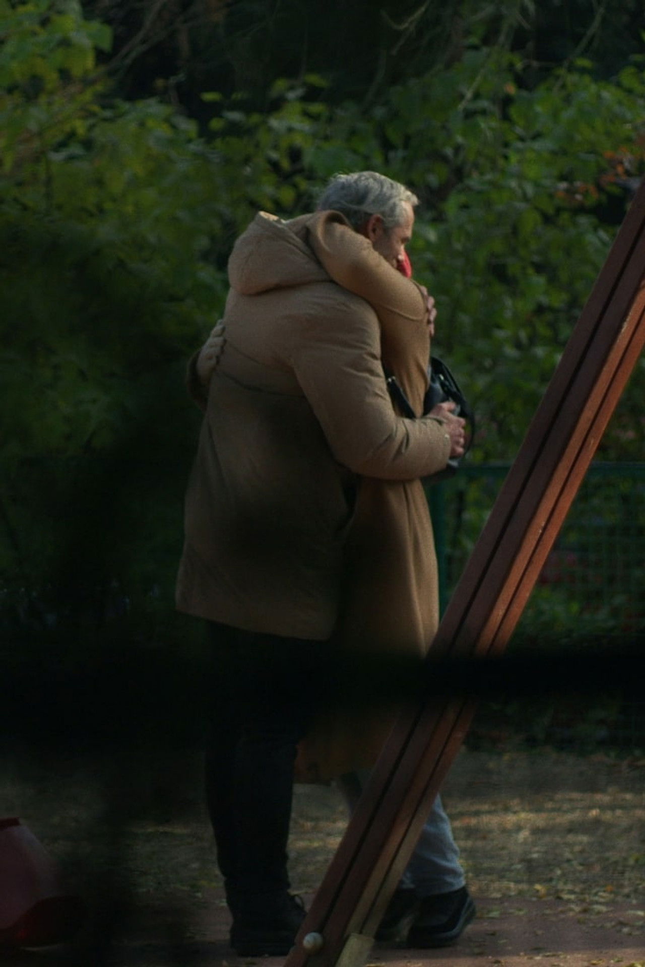 Várjuk meg apát! Backdrop