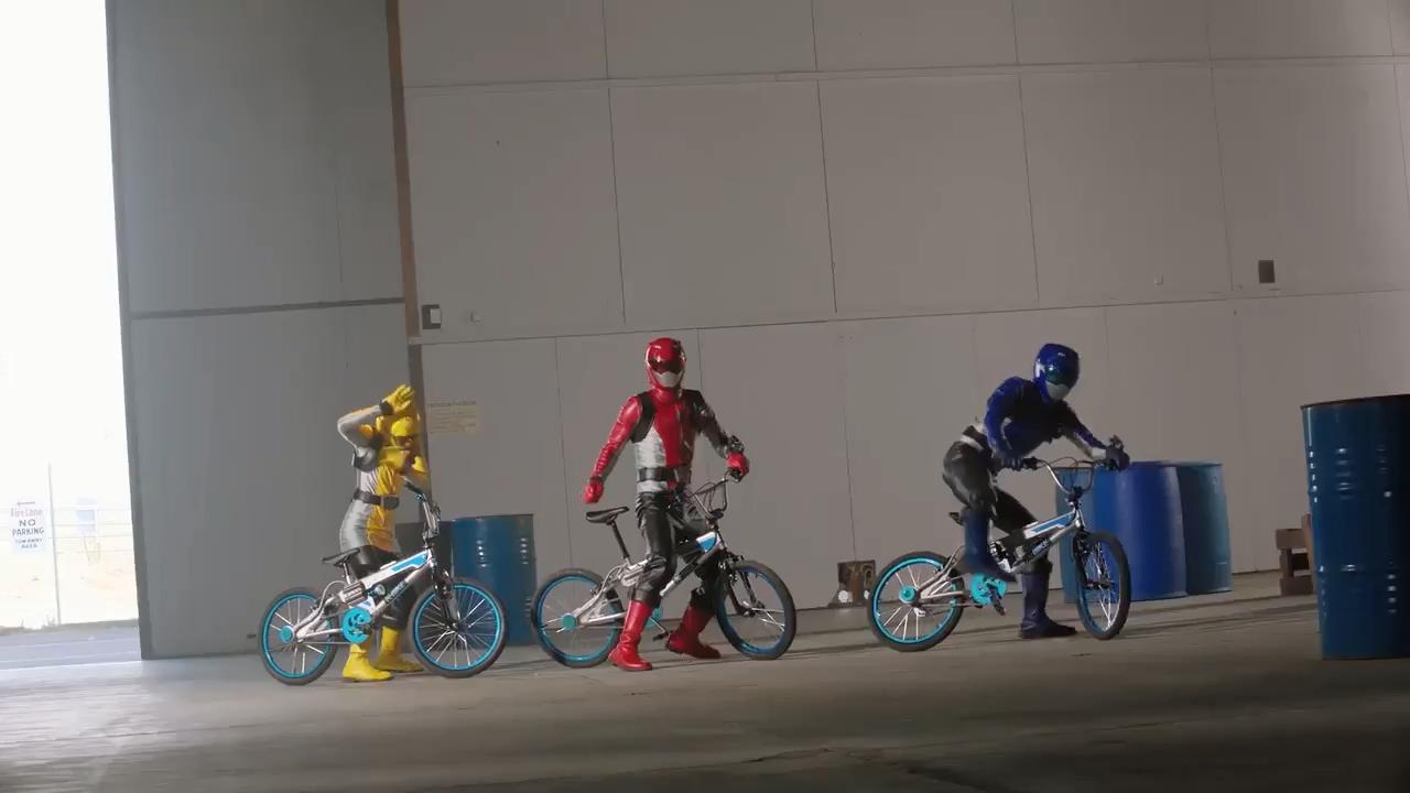 Power Rangers - Season 26 Episode 3 : End of the Road