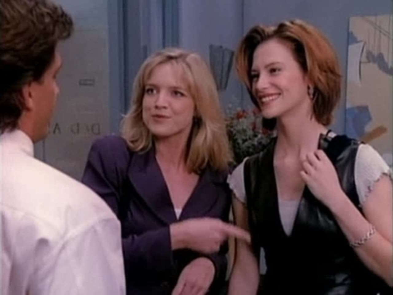 Melrose Place - Season 3 Episode 7 : The Cook, the Creep, His Lover and Her Sister