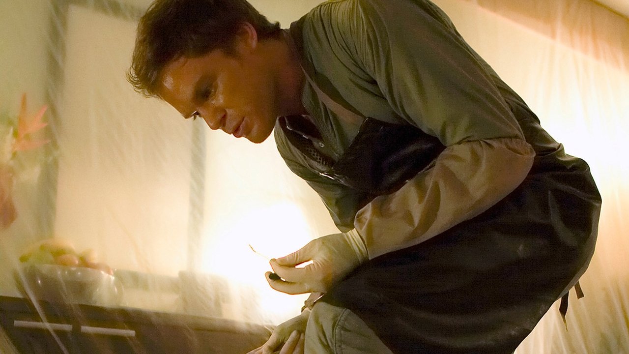 Dexter - Season 3 Episode 5 : Turning Biminese