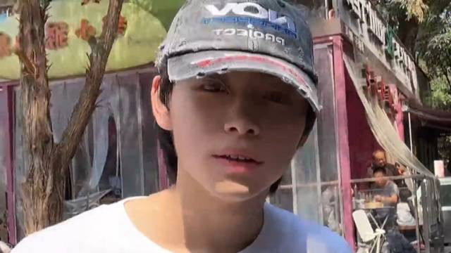 LIVE（V.）HOUSE - Season 0 Episode 43 : Episode 43