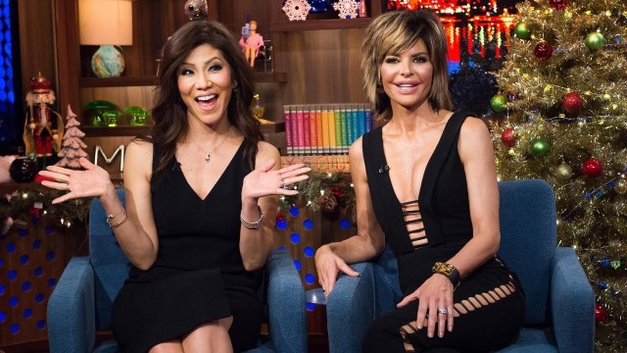 Watch What Happens Live with Andy Cohen - Season 13 Episode 204 : Lisa Rinna & Julie Chen