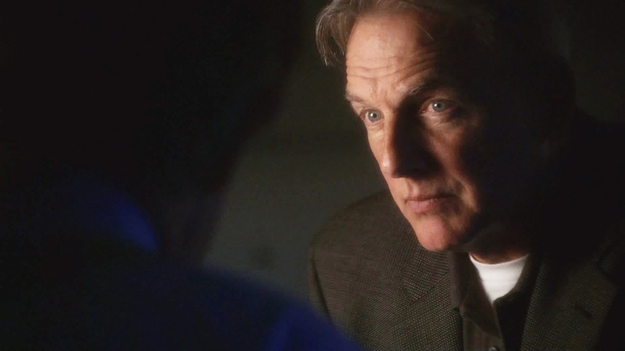 NCIS - Season 7 Episode 18 : Jurisdiction
