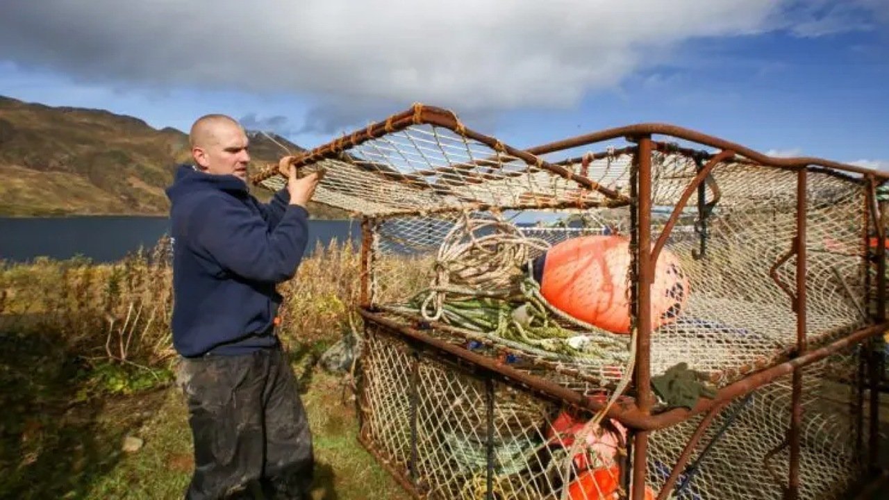 Deadliest Catch - Season 17 Episode 3 : Point of No Return