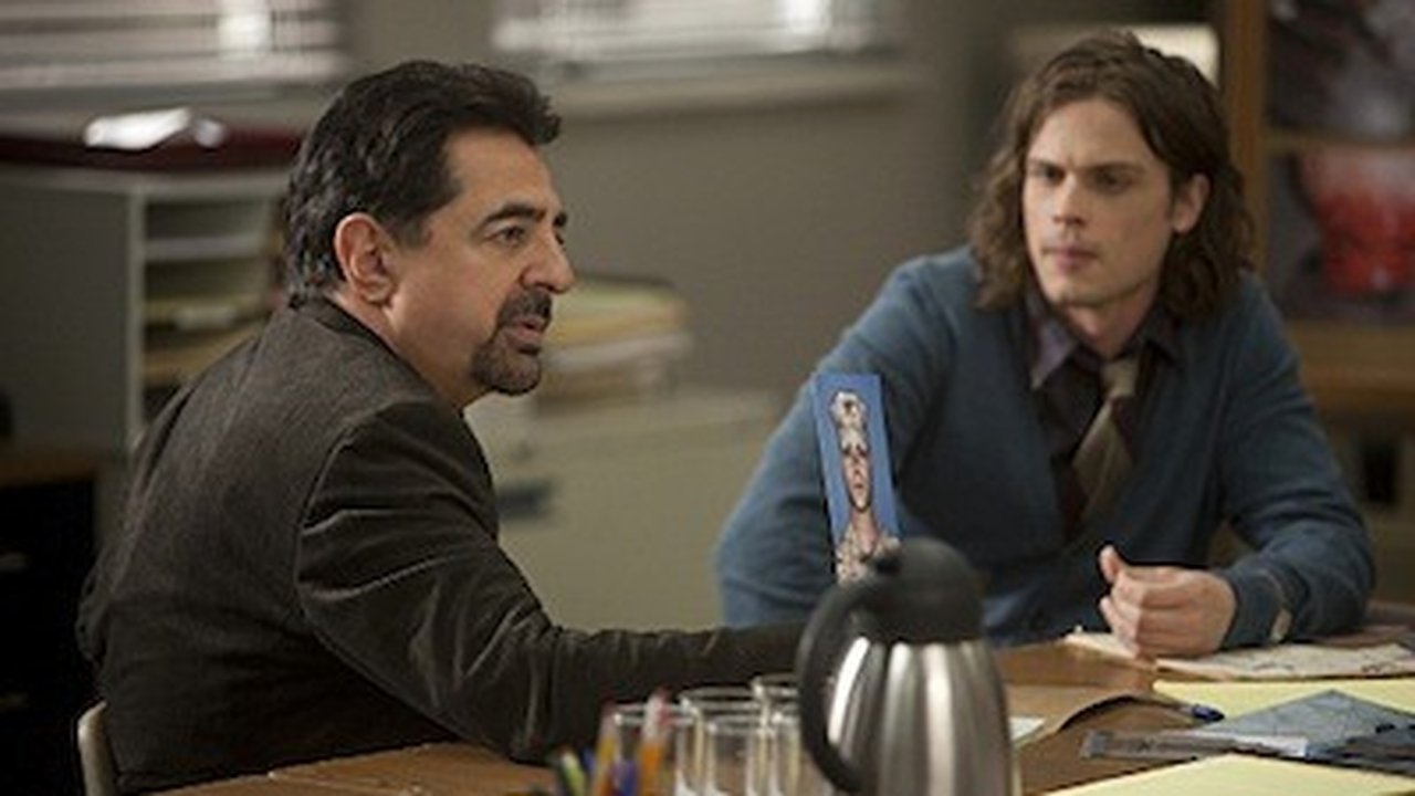 Criminal Minds - Season 5 Episode 15 : Public Enemy
