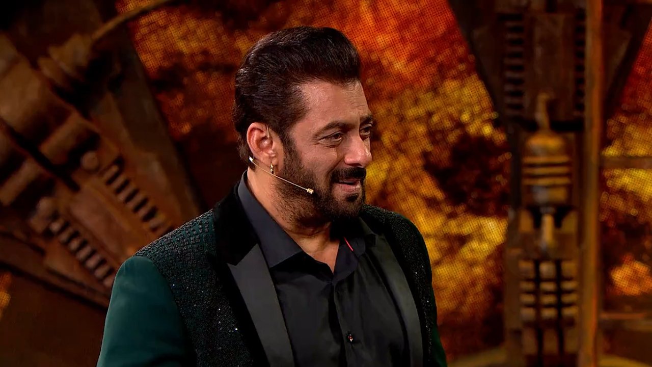 Bigg Boss - Season 16 Episode 1 : Grand Premiere