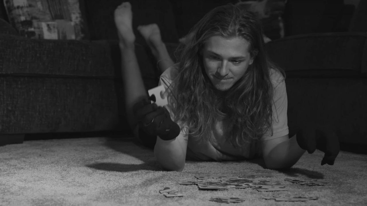 Immagine di copertina del trailer di Sweaty