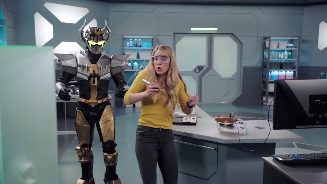 Power Rangers - Season 27 Episode 16 : Golden Opportunity