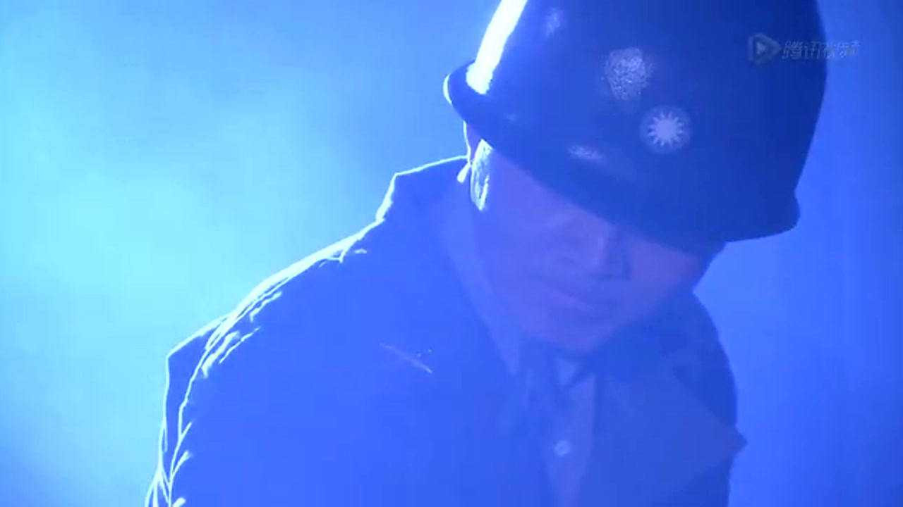 铁血尖刀 — Épisode 3