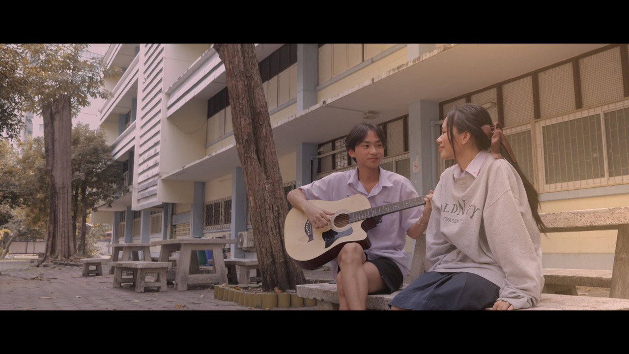 Love แด่การพบเจอ ที่เปลี่ยนเธอ ไปตลอดกาล still 2
