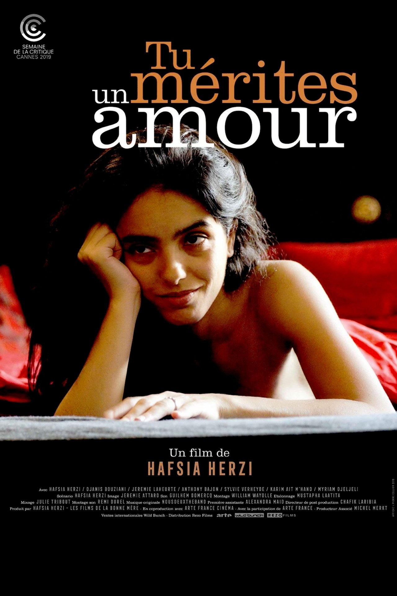 Tu mérites un amour poster