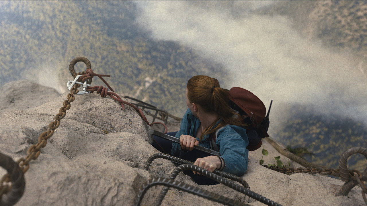 Fall 2: Deadpoint production still 5