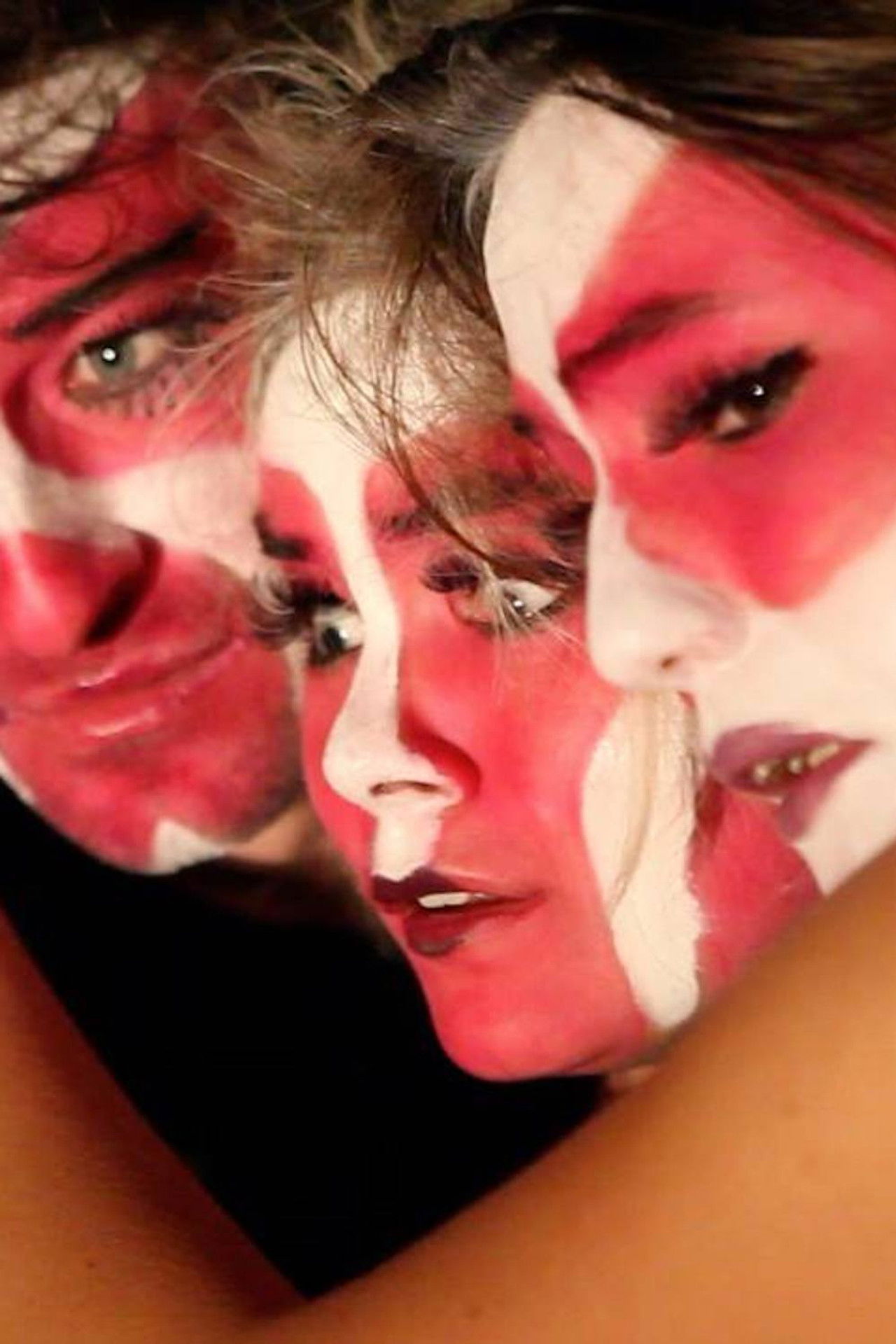 Je vous réserve tous mes baisers Backdrop