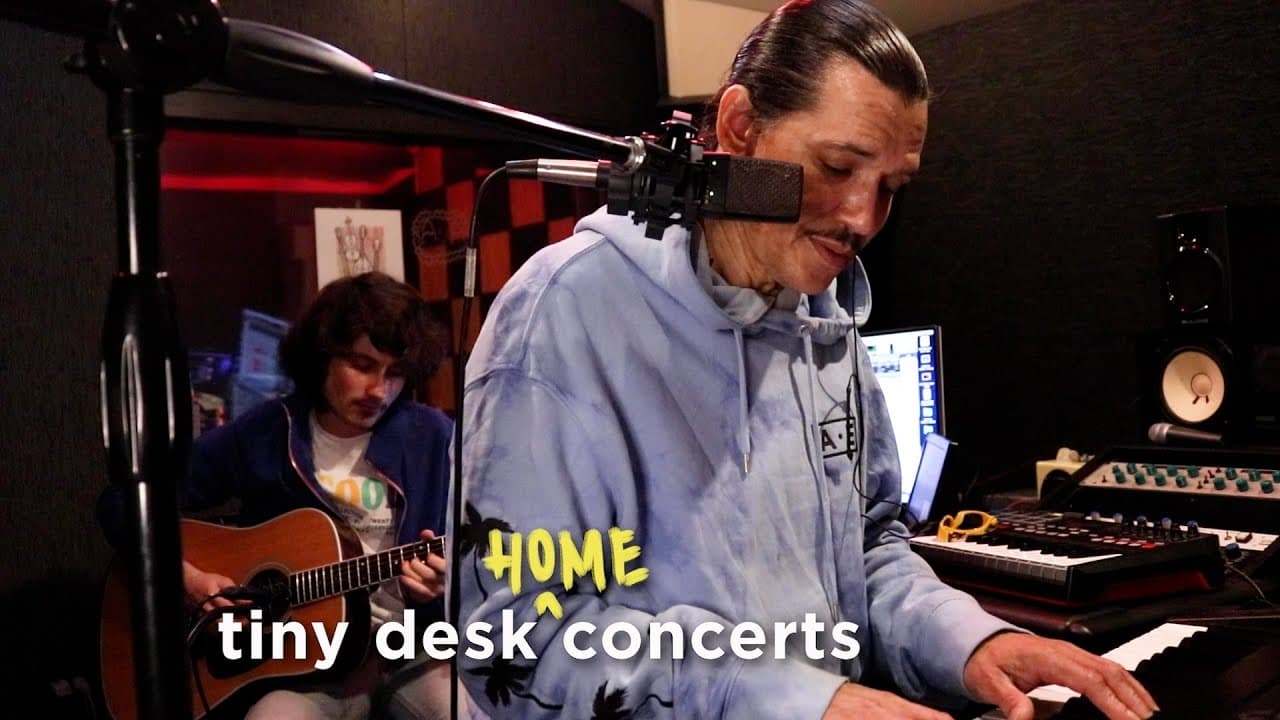 NPR Tiny Desk Concerts - Season 15 Episode 18 : El DeBarge (Home) Concert