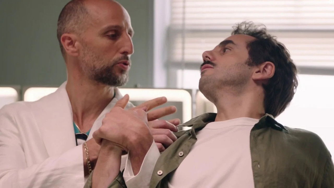 HMC : Habillage, Maquillage, Coiffure — Le cascadeur