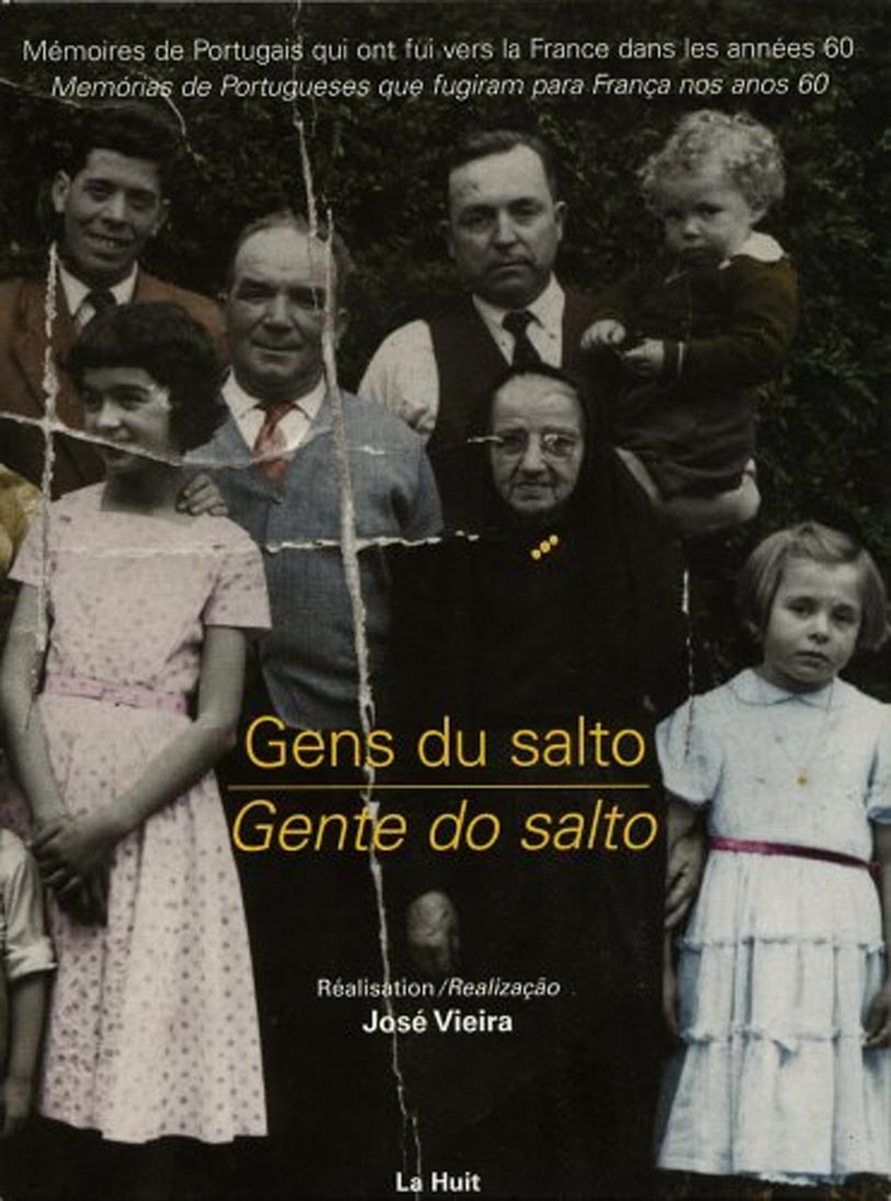 La photo déchirée, chronique d'une émigration clandestine La photo déchirée, chronique d'une émigration clandestine
