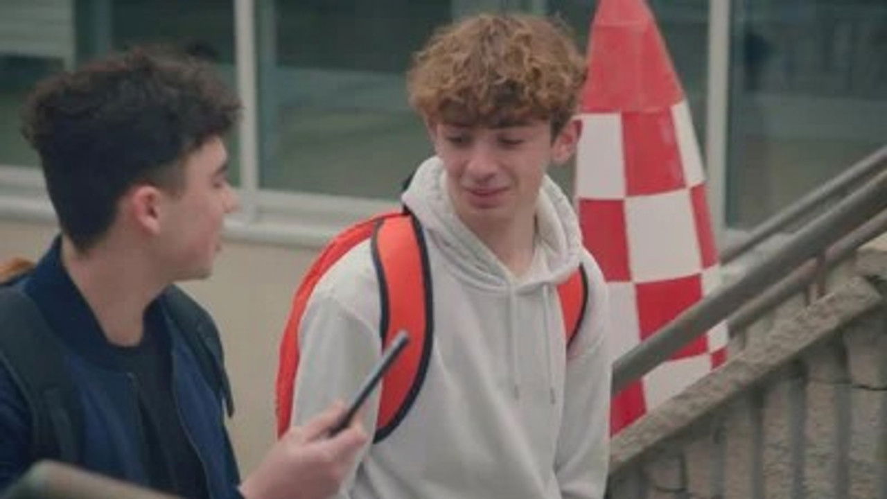 ASKIP, le collège se la raconte — Le jour du portable confisqué