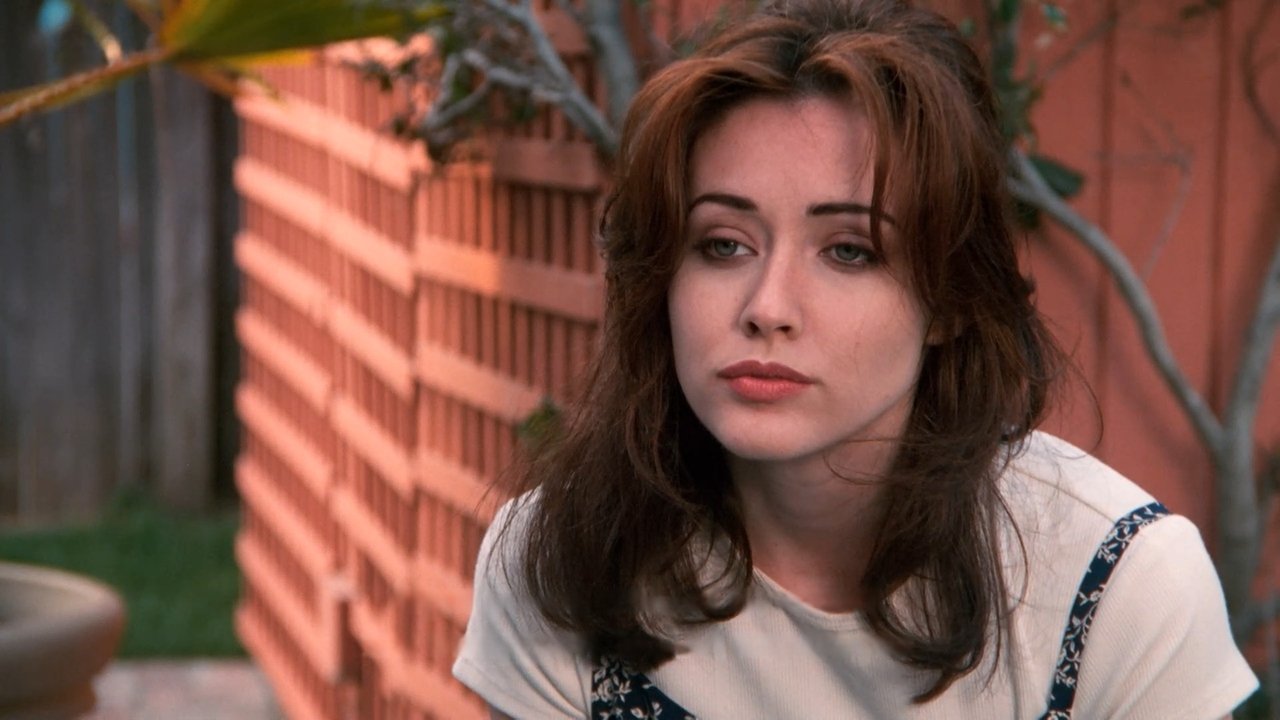 Beverly Hills, 90210 - Season 4 Episode 29 : Truth and Consequences