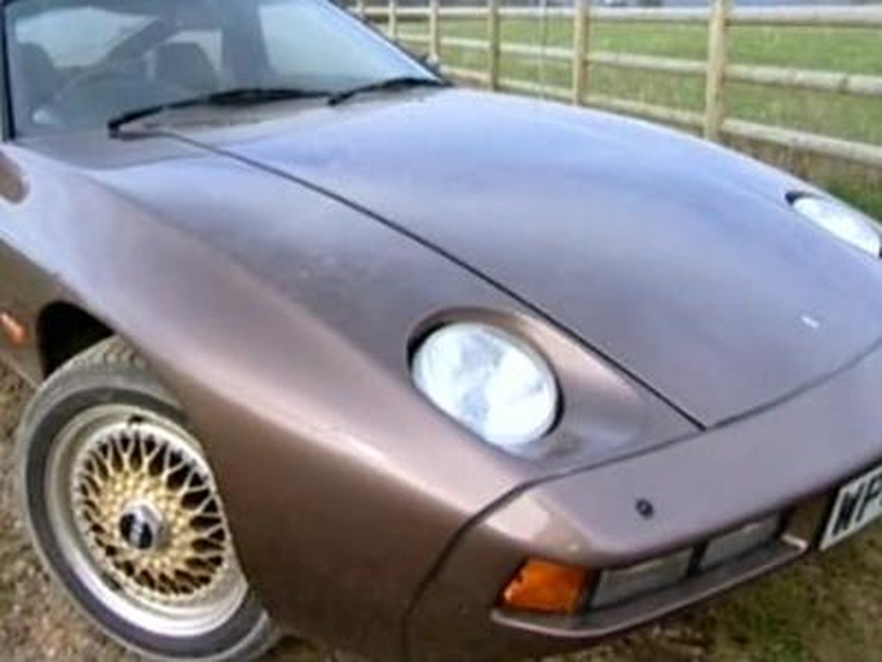 Wheeler Dealers - Season 3 Episode 11 : Porsche 928 (Part 1)