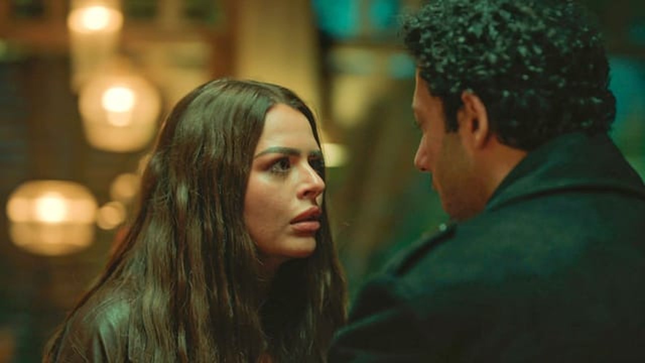 ما تراه ليس كما يبدو backdrop