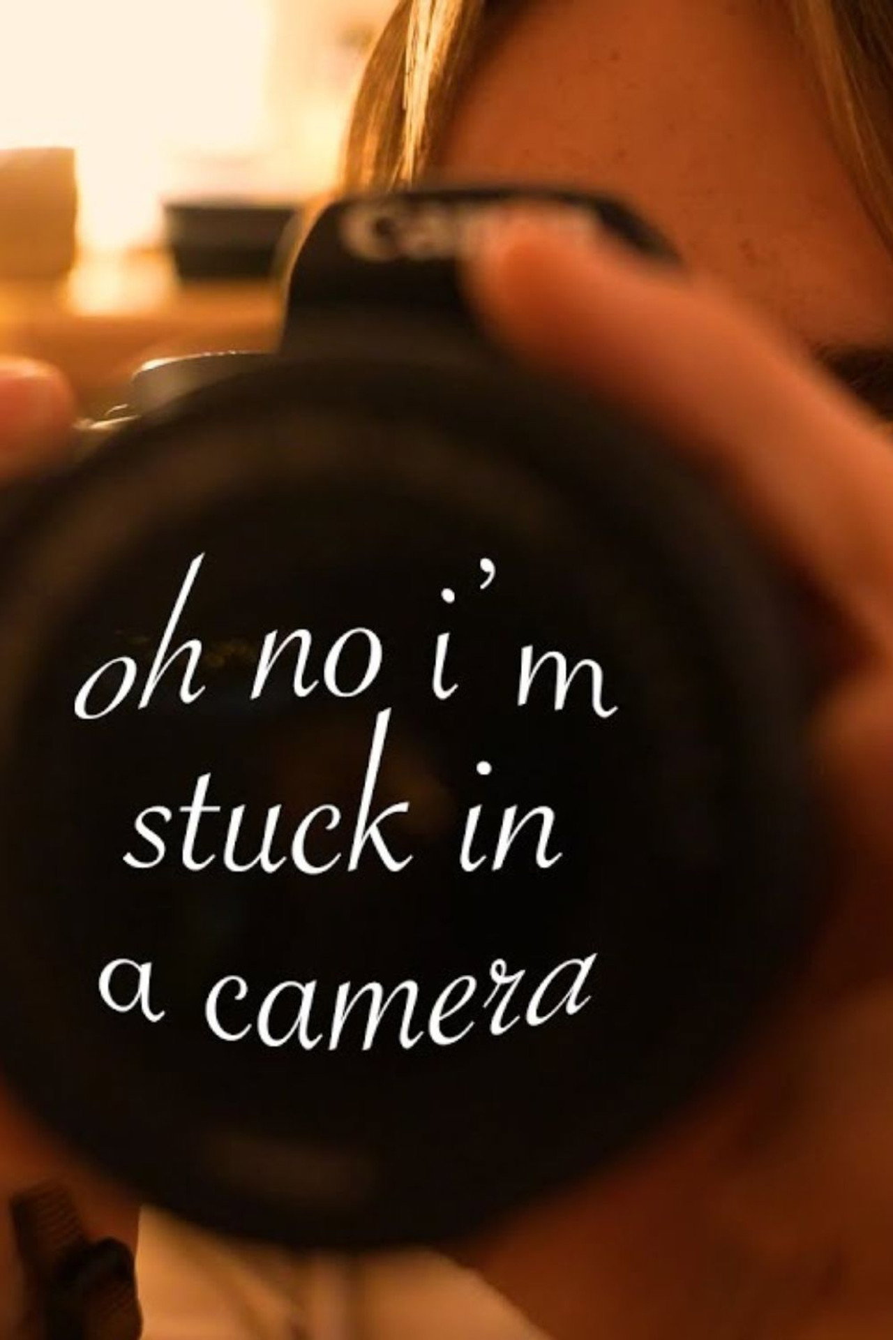 oh no i'm stuck in a camera filmaffisch