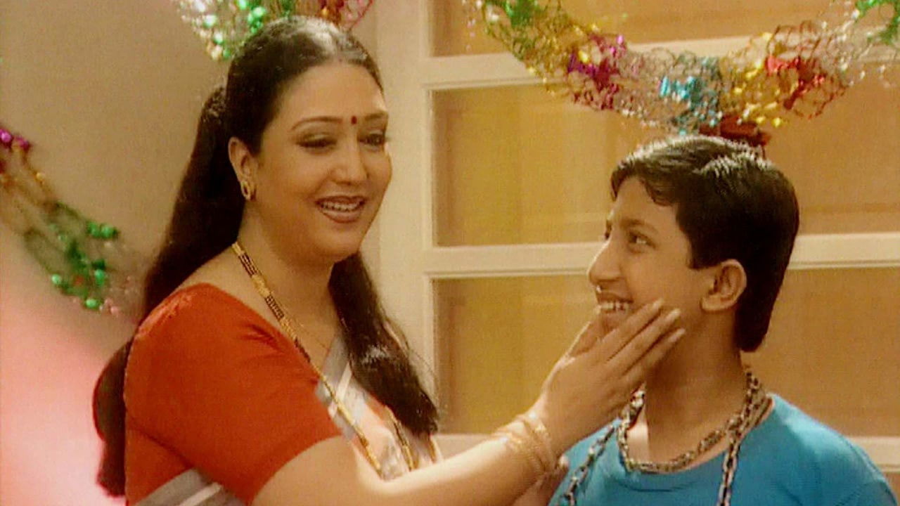 Chandu Arranges Surprise Party